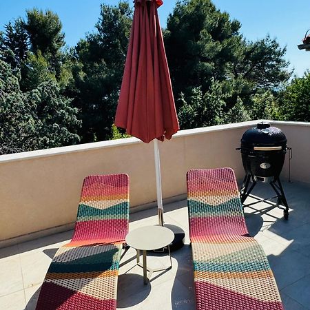 Just Renovated Stylish 2 Bedrooms Apartment Only A Few Steps From The Beach! Novigrad Istria エクステリア 写真